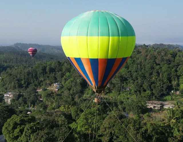 Hot Air Balloon Ride in Munnar – Aerial View of Kerala Hills