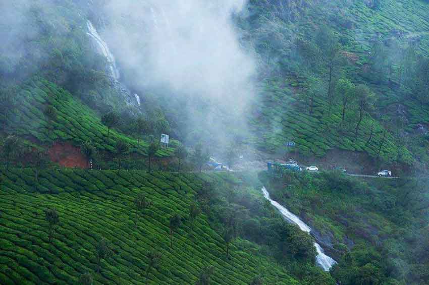 Natural beauty of Chinnakanal Waterfalls surroundings