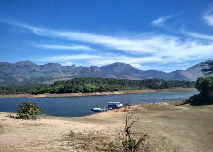 Anayirankal Dam Munnar – Tea plantation views and boating with wildlife sightings