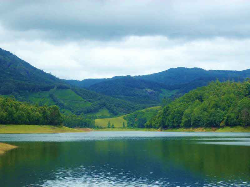 Echo Point one of the top tourist destinations in Munnar Kerala