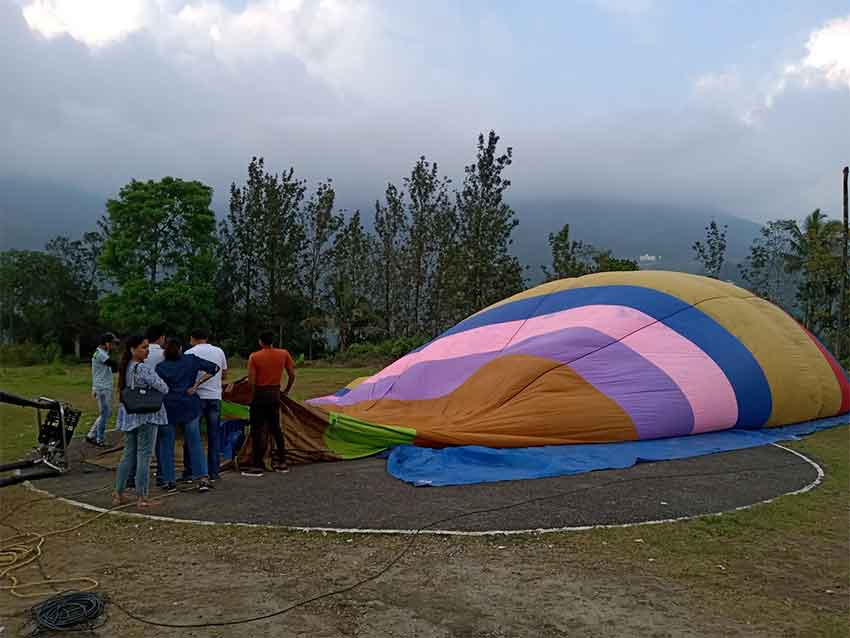 Hot air balloon viewpoint experience in Munnar