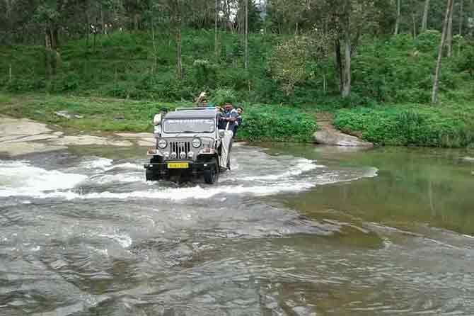 Jeep Safari Munnar Booking