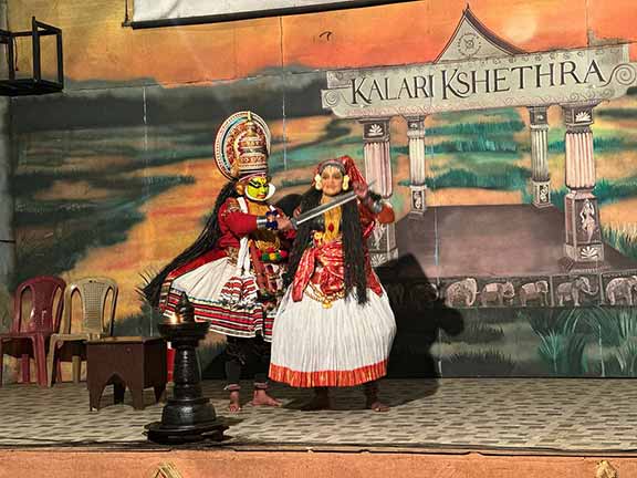 Best Kathakali Show in Munnar
