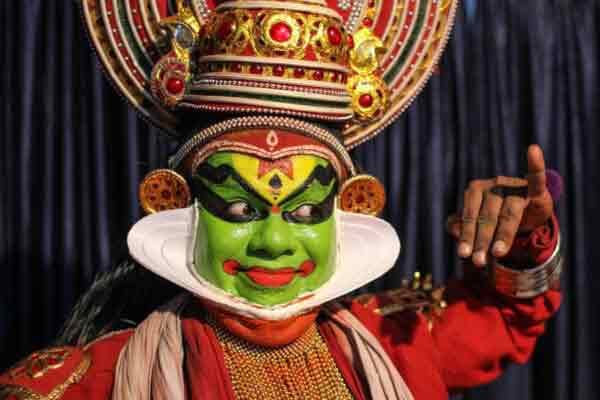 Kathakali Show in Anachal