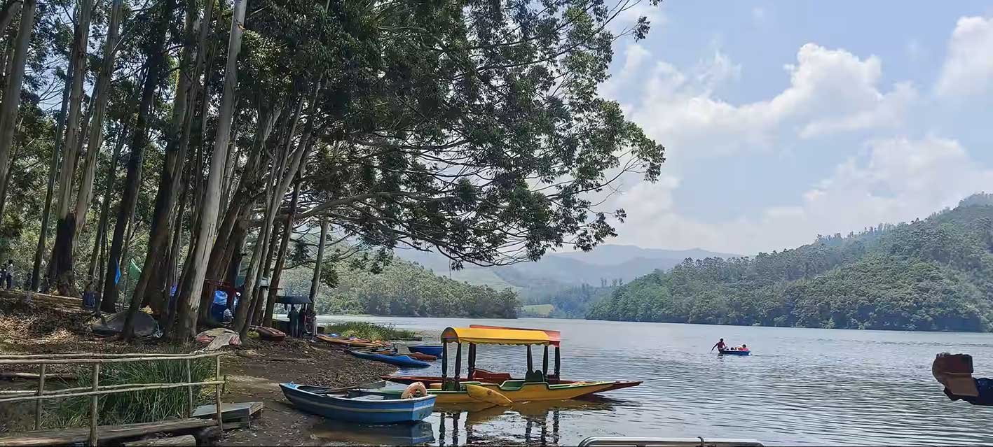 Kundalay Lake Munnar with boating and nature views
