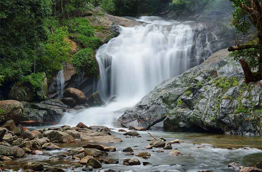 Lakkom Waterfalls Munnar Kerala - Famous Eravikulam National Park Waterfall